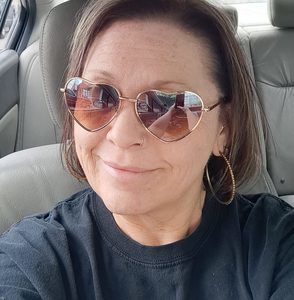 Meet your Posher, Cathy